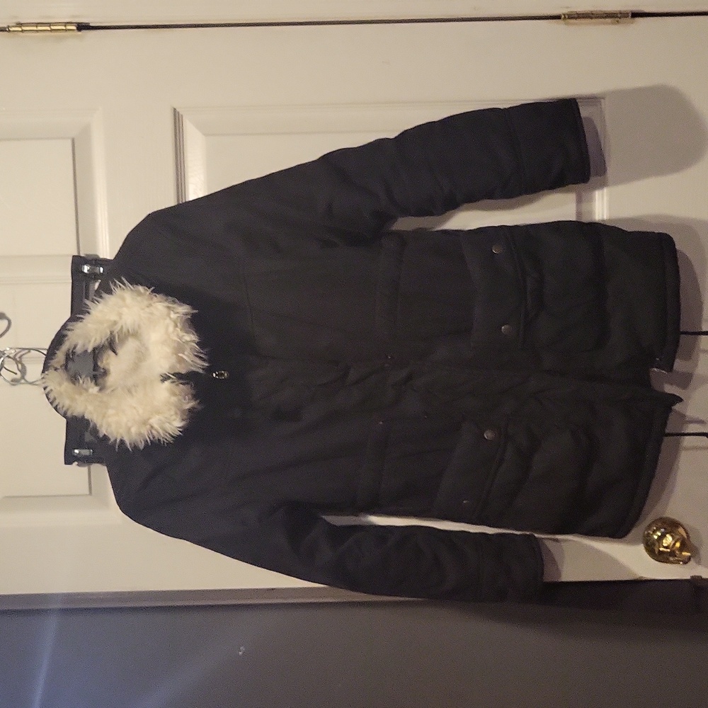 Women Size S Parka  Jacket Black with White Faux Fur Zip closure Medium